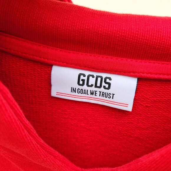 GCDS Red Cropped Spellout Hoodie - Picture 9 of 10